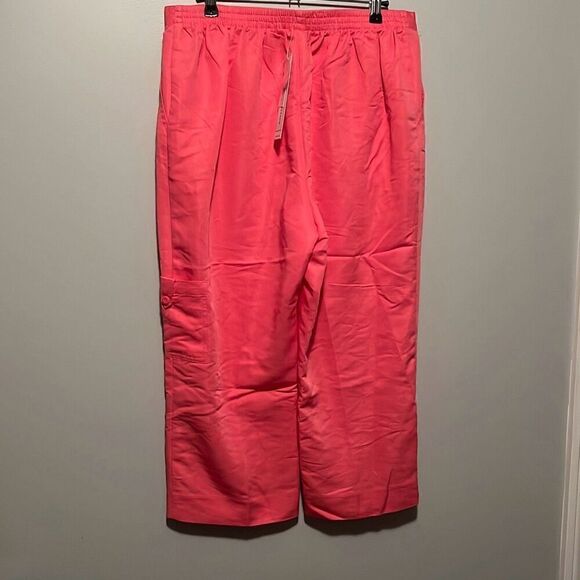 Alfred Dunner Women's Solid Pink Pull On Flat Front Capri Pants Size 18 NWT - Picture 5 of 10